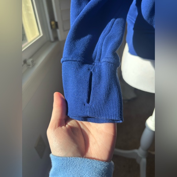 Lululemon Scuba Oversized Half-Zip Hoodie
Blazer Blue Tone size XS/S - Picture 5 of 8